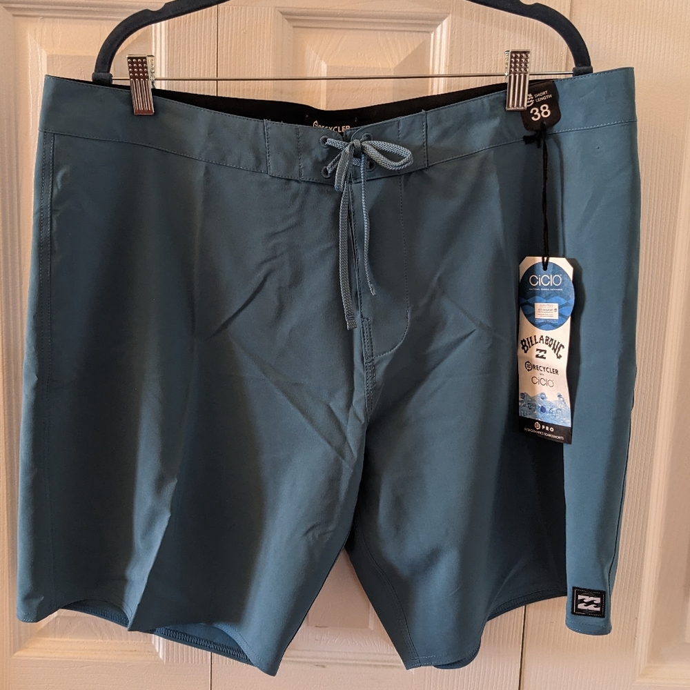 NWT All Day Eco Pro Boardshorts 17" 38" 40"
